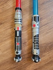 Star Wars LFL 2007 Hasbro Big Red Build A Saber & Obi Wan Kenobi 1999 Blue Saber