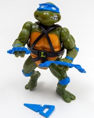 TMNT Leonardo w/Belt (1988) & 3 weapons (Blue) Playmates Toys Mirage SHIPS FREE