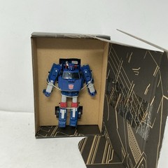 HASBRO PULSE TRANSFORMERS Legacy Generation Selects DK-2 Guard Open Box
