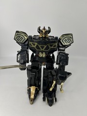 Bandai 1993 Power Rangers Megazord Black & Gold Special Edition – Near Complete