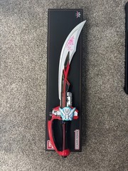 Bandai Sentai Memorial Gokai Gun and Saber Set signed Gokai Pink Power Rangers