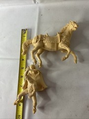 Testors Game Of Thrones Rob On Horseback Model