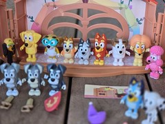 Bluey School Playset w/ Figures And Accessories, The Terriers, Chloe, Rusty, Etc