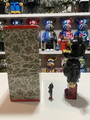 SBTG Royalfam 400% 100% Bearbrick Set Be@rbrick Black and Gold 2008