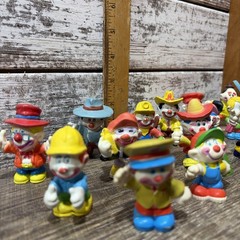 Vintage 1981 Mego Corp Clown Around PVC Figures 2″ Bundle Lot Of 25 w/ 10 Cards