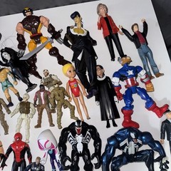 Lot of 44 Mixed Vintage & Modern Action Figures and Toys – Collectibles – As-Is