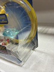 Sonic the Hedgehog – Super Sonic w/Chaos Emerald 4″ DAMAGED PACKAGE SEE PICS