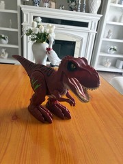 ZURU Robo Alive Red T-Rex Robotic Dinosaur Sound Walking Roaring Light Up Works!