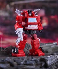 Dr Wu Customs DW-E24 Inferno Firefighters Mini G1 Extrme Warfare Action Figure