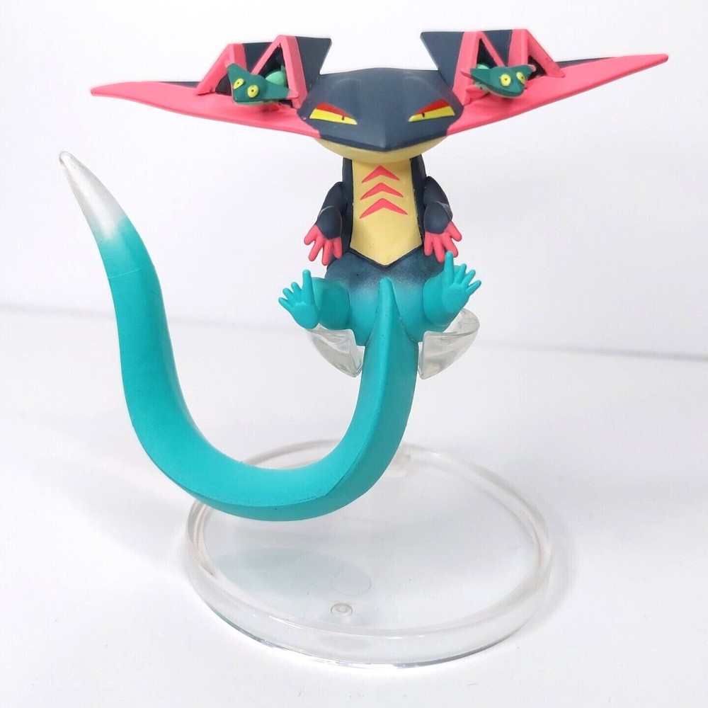 Pokemon Scale World 3″ 1:20 Scale Galar Dragapult Mini Figure Bandai