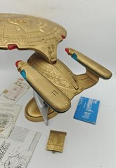 Playmates – Star Trek TNG 7th Anniversary GOLD USS Enterprise 1993 w/ Documents