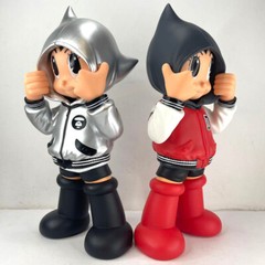2 Pcs Set – 10″ Astro Boy Hoodie Figure Anime Cartoon Japan Figurine Toy USED