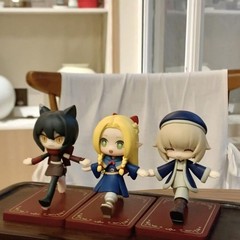 Kumki Delicious in Dungeon Hand in Hand Series Figure Cute Design Collectible
