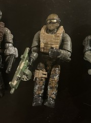 Mega Construx C.O.D lot Of 5 (custom) With Some Accessories- Guns,knives Etc…