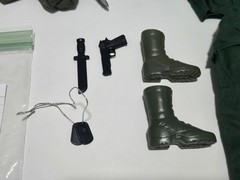 SOLDIERS OF THE WORLD VIETNAM WAR 1969 MILLS GREEN BERET 1/6 SCALE 1997 OUTFIT