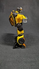 Transformers Generations WFC Jackpot with Sights, Blaster, Blast Effect, Manual