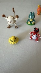 Pokemon Select Wild Jungle Enviroment 25 Figures Lot Mankey Treecko Bobble Head
