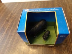Big Country Toys 1:20 Angus Cow & Calf