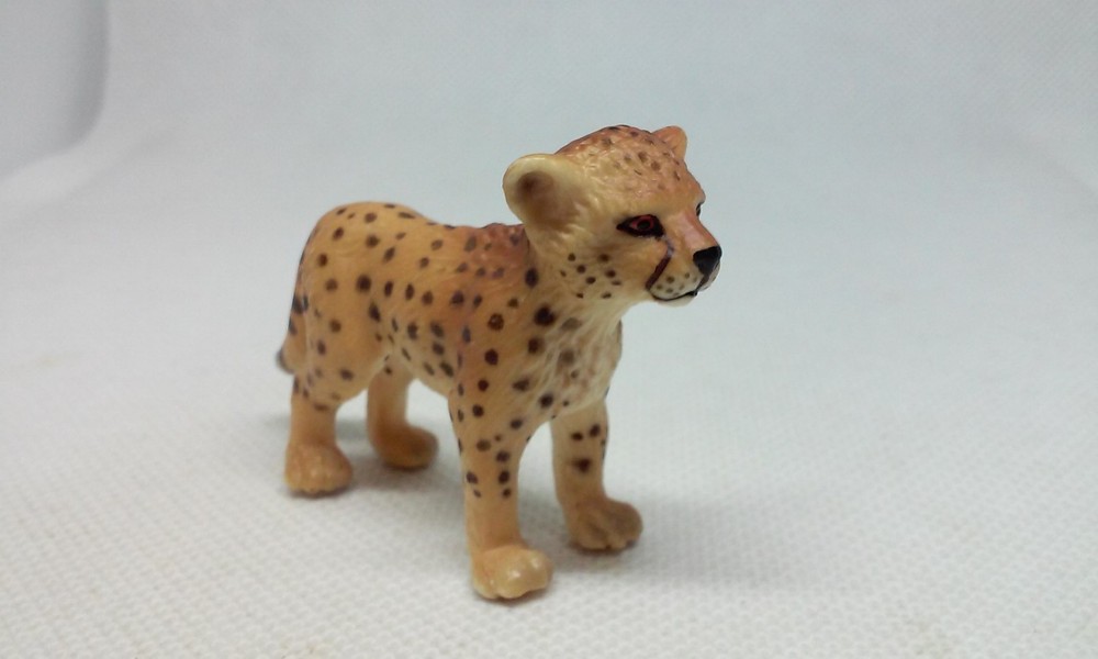 Schleich Cheetah Cub 2 1/4″ Cat 14327 Wildlife Safari Animal Figure Germany 2003