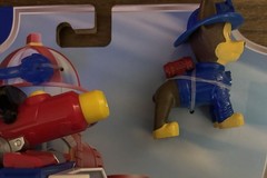 Paw Patrol Fire Rescue Chase with Figure Rescue Fire Cruiser Truck Launcher New