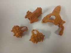 Vtg Extreme Dinosaurs Bullzeye LAUNCHER gold gun weapon accessory part Lot