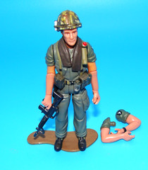 1:18 Ultimate Soldier Vietnam U.S Army 101st Infantry SGT Platoon Leader Figure