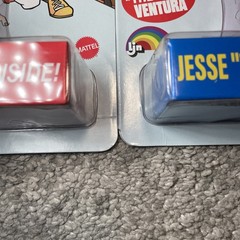 MATTEL LJN WWE SUPERSTARS JESSE THE BODY VENTURA BLUE & BLACK CHASE CARDS