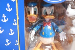 Donald Duck Hybrid Metal Figuration #006 Herocross Action Figure Disney NIB