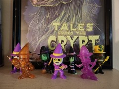 Wacky Wizards Mini Figurine 2″ Lot Of 18