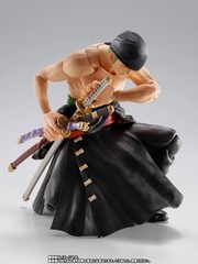 Bandai S.H.Figuarts One Piece： Roronoa Zoro The King of Hell Action Figure