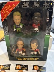Corinthian Collection Manchester United 1995 (4) Figure Set With Cards