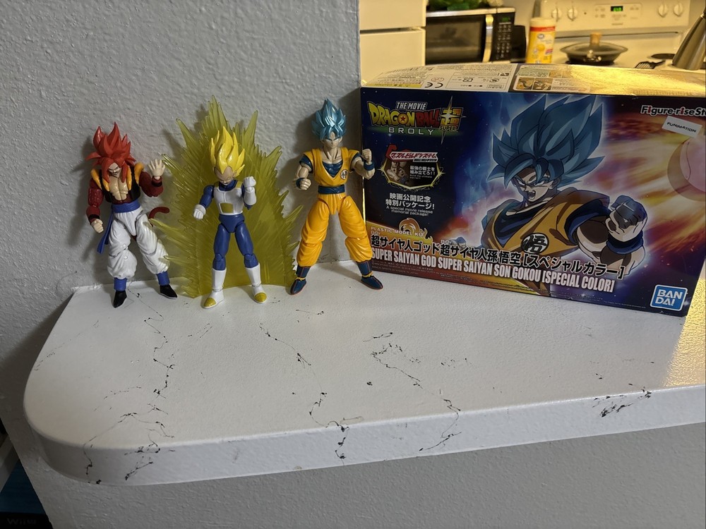 Dragon Ball Action Figure Lot Assembled Goku Figure-rise, Vegeta, Gogeta SS4