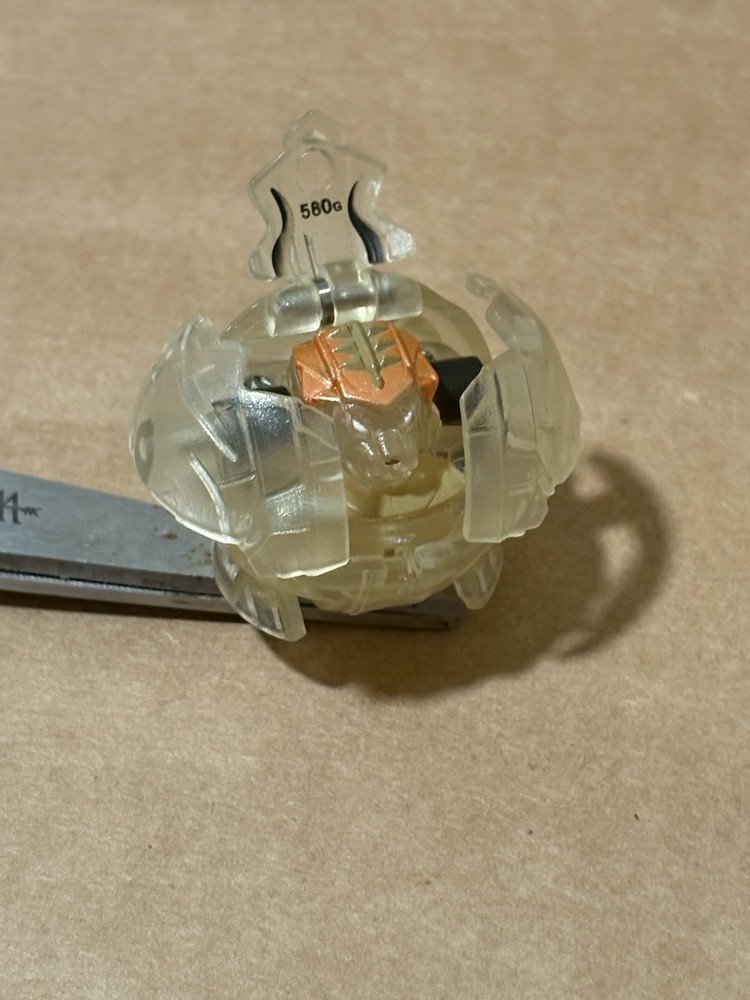 Bakugan B2 (NOT B1) Translucent Tigrerra 580G Clear Battle Brawlers Rare Tc3