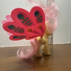 My Little Pony Fluttershy Glimmer Wings Butterfly Pegasus FIM Brushable Hair MLP