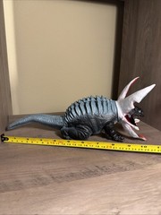 ~11 inch long Ultraman big pvc figure Gabora NO BRAND US STOCK