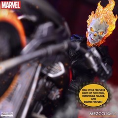 Mezco Toyz One:12 In StockMarvel Ghost Rider And Hell Cycle 1/12 Action Figure