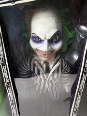 Mezco Toyz Beetlejuice 15” Stylized Figure Sealed New In Box Hot Topic Exclusive