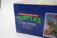 Teenage Mutant Ninja Turtles Pizza Thrower Motorized Pizza-Fire Action NEW