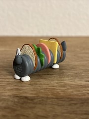Tom The Cat In Sandwhich Tom & Jerry Tv Show 1”T -2” L Figure Solid PVC Rare Toy