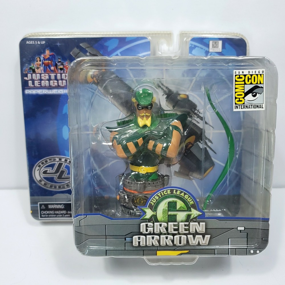 Green Arrow Justice League San Diego Comic-con 2005 Exclusive Paperweight SDCC