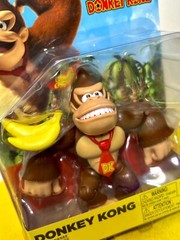 2023 Jakks Pacific World of Nintendo: Donkey Kong – DONKEY KONG (w/ Bananas)