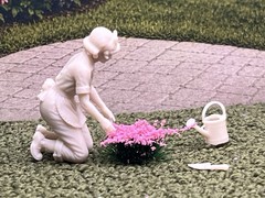 1:24 1950 Dollhouse Sunny Sue Gardener Inspired by Marx