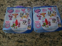 New Sealed Littlest Pet Shop Series 4 Pet Pairs – 2 Pets + 4 Surprises Lot Of 2