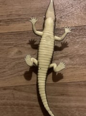 Alligator Crocodile Plastic Rubber Figure Fun Stuff Inc. 12″ Long