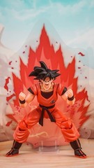 Demoniacal Fit Dragon Ball Z SHF Son Goku Kaio Ken Scarlet Martial Artist 16000