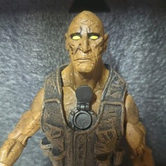 Mike Mignola’s HELLBOY ROGER Action Figure MEZCO 2006 Loose Complete Vintage