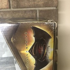Mattel DC Comics Batman v Superman 4′ Ultimate Bat Cave 2016 Playset New in box