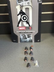 HOT TOYS SIDESHOW EXCLUSIVE 1/6 MMS488 CAPTAIN AMERICA – HANDS SET W HAND PEGS