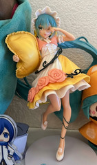Anime Hatsune Miku PVC Figure Cute Handmade Cat Ear Model Decoration Gift