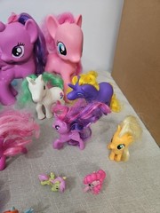 My Little Ponies & Reg Ponies Toys Figures Multicolor Lot Various Sizes Pony